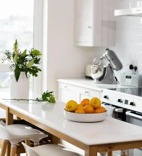 Luxury Waterfront House ヴィラ *