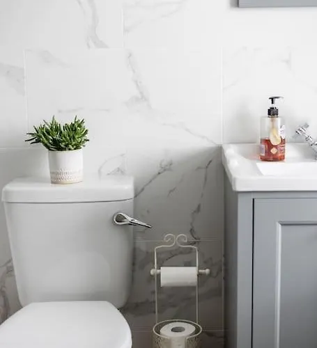 ヴィラ Luxury Waterfront House コーヴ