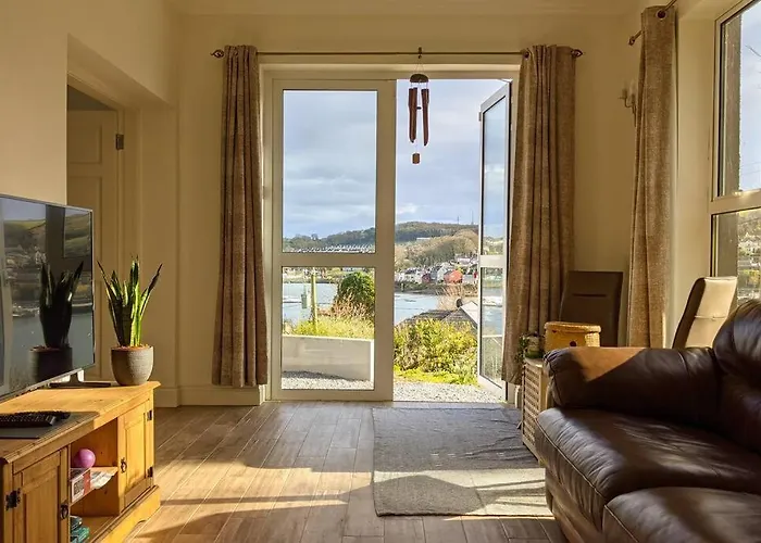 Luxury Waterfront House * Cobh