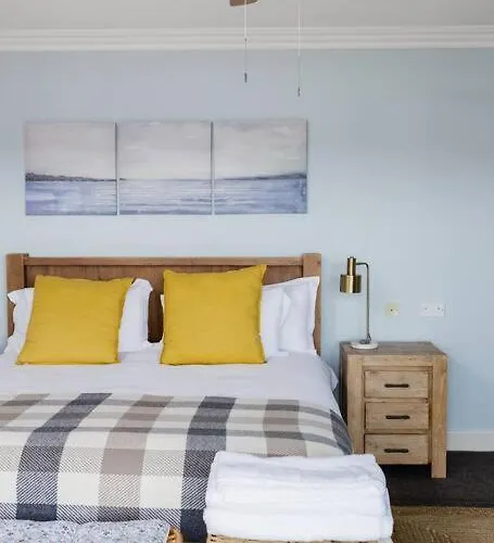 Luxury Waterfront House Villa Cobh